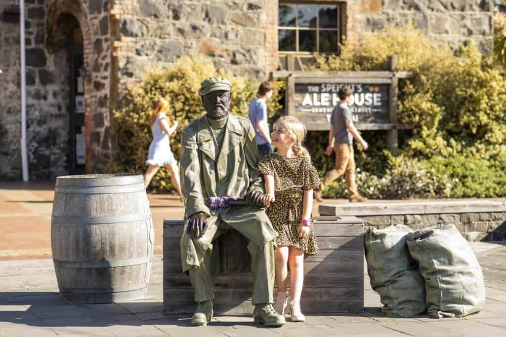 Captain Cain Landing Services Area